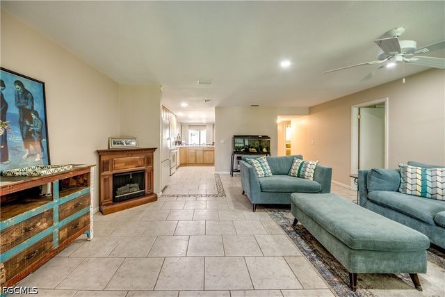 3130 Shorewood LN 1, Fort Myers, FL 33907