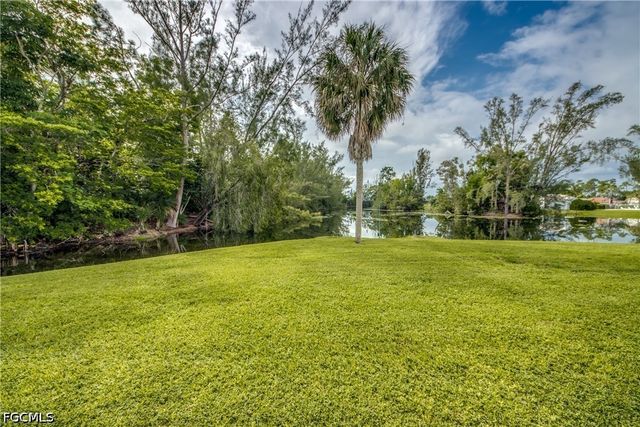 3130 Shorewood LN 1, Fort Myers, FL 33907