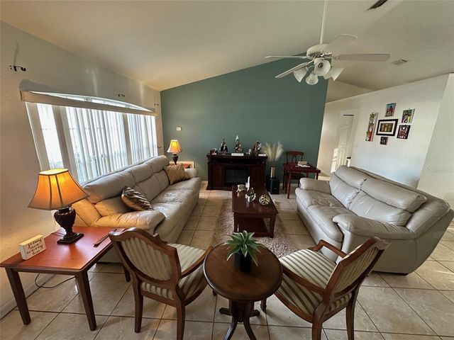 5242 SW 162ND PLACE ROAD, Ocala, FL 34473