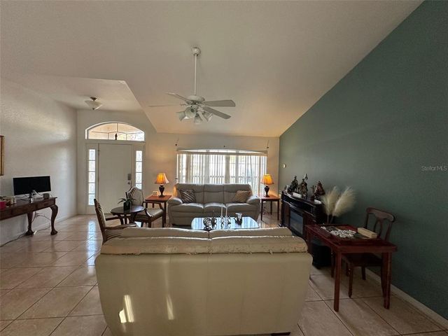 5242 SW 162ND PLACE ROAD, Ocala, FL 34473