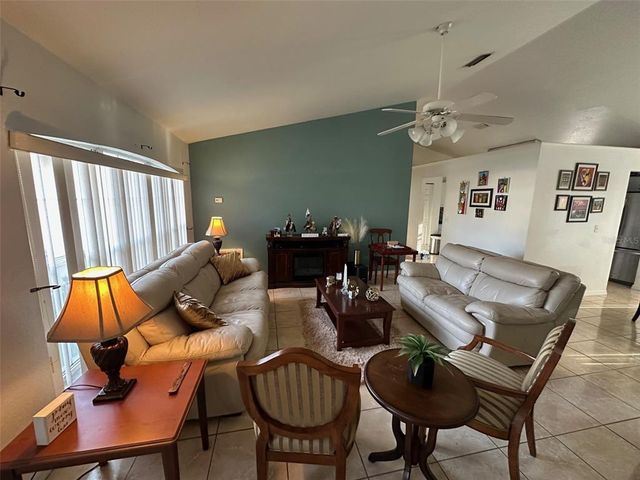 5242 SW 162ND PLACE ROAD, Ocala, FL 34473
