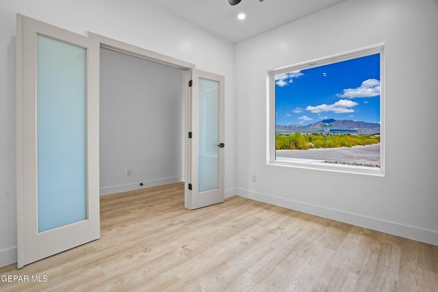 6025 RUIDOSO DOWNS Street, El Paso, TX 79932