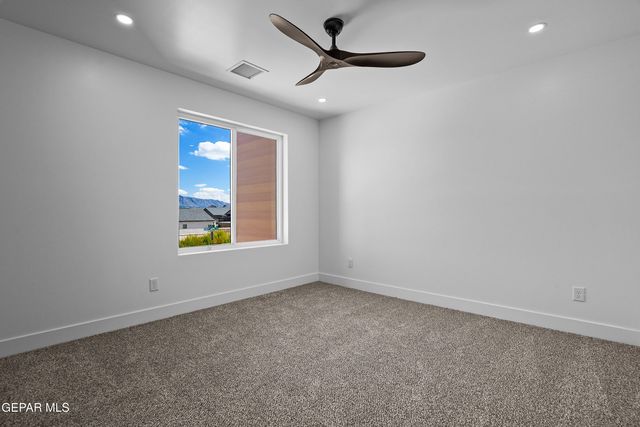 6025 RUIDOSO DOWNS Street, El Paso, TX 79932
