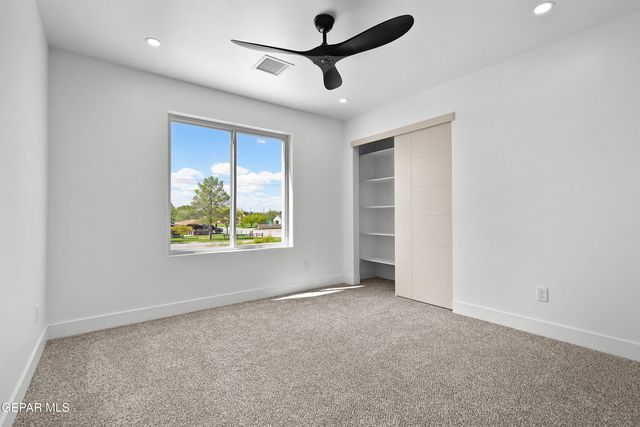 6025 RUIDOSO DOWNS Street, El Paso, TX 79932
