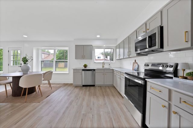 2822 Pebble Beach Drive, Lancaster, TX 75134