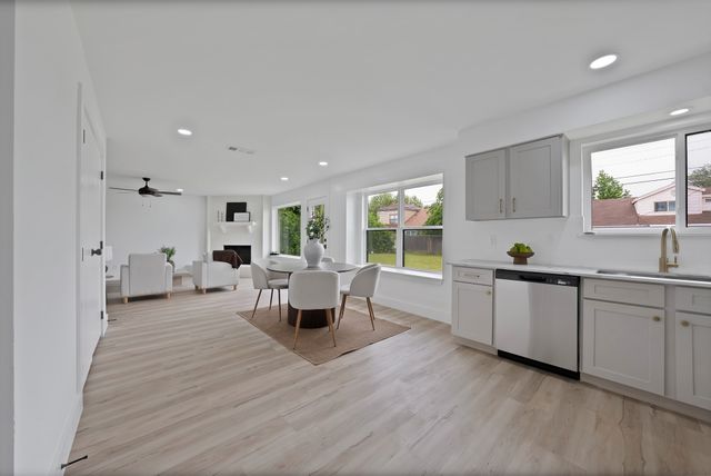 2822 Pebble Beach Drive, Lancaster, TX 75134