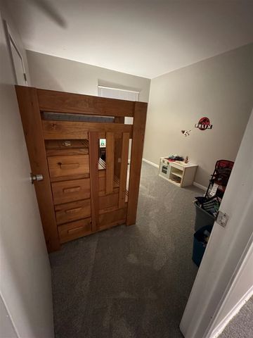 33941 Jefferson Avenue, Saint Clair Shores, MI 48082