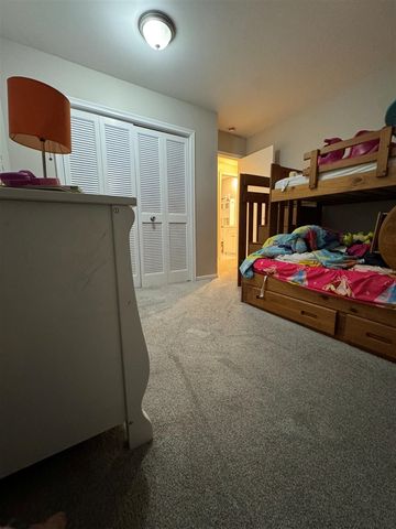 33941 Jefferson Avenue, Saint Clair Shores, MI 48082