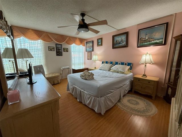 7400 SUN ISLAND DRIVE S 505, South Pasadena, FL 33707