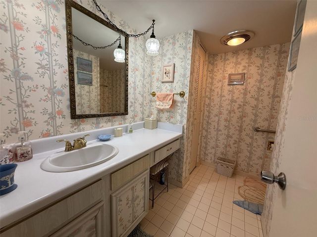 7400 SUN ISLAND DRIVE S 505, South Pasadena, FL 33707