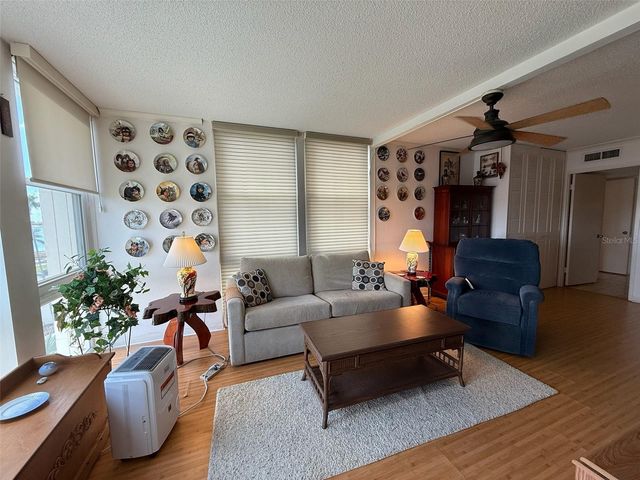 7400 SUN ISLAND DRIVE S 505, South Pasadena, FL 33707