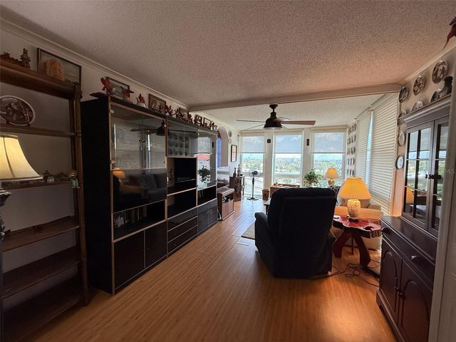 7400 SUN ISLAND DRIVE S 505, South Pasadena, FL 33707