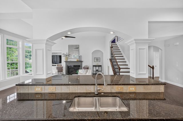 7166 Tullamore Ln, Franklin, TN 37067