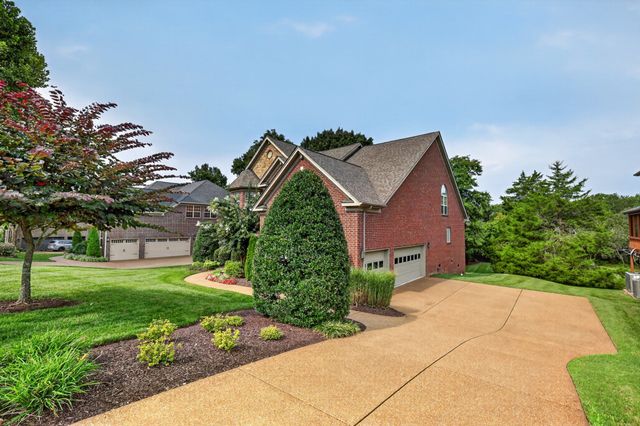 7166 Tullamore Ln, Franklin, TN 37067