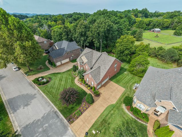 7166 Tullamore Ln, Franklin, TN 37067