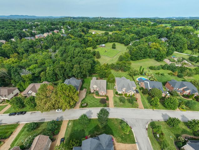 7166 Tullamore Ln, Franklin, TN 37067