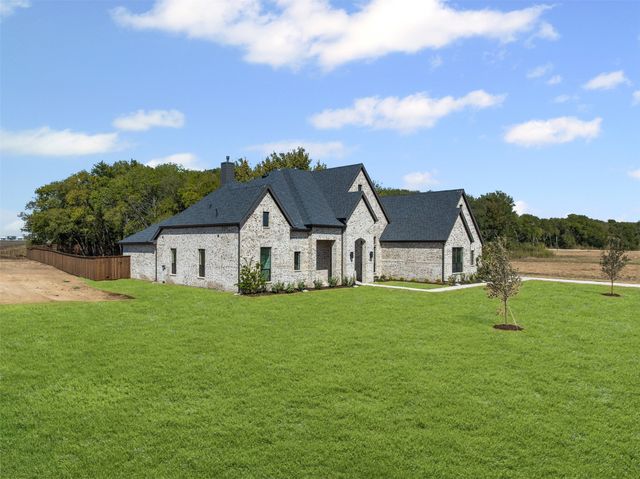 2140 Tutt Trail, Waxahachie, TX 75167