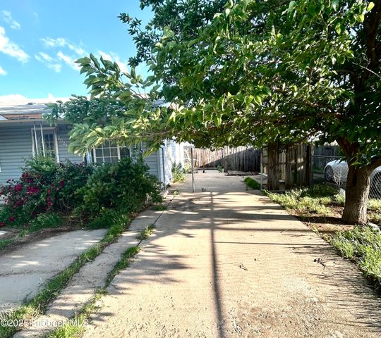 2021 37th Street, Lubbock, TX 79412