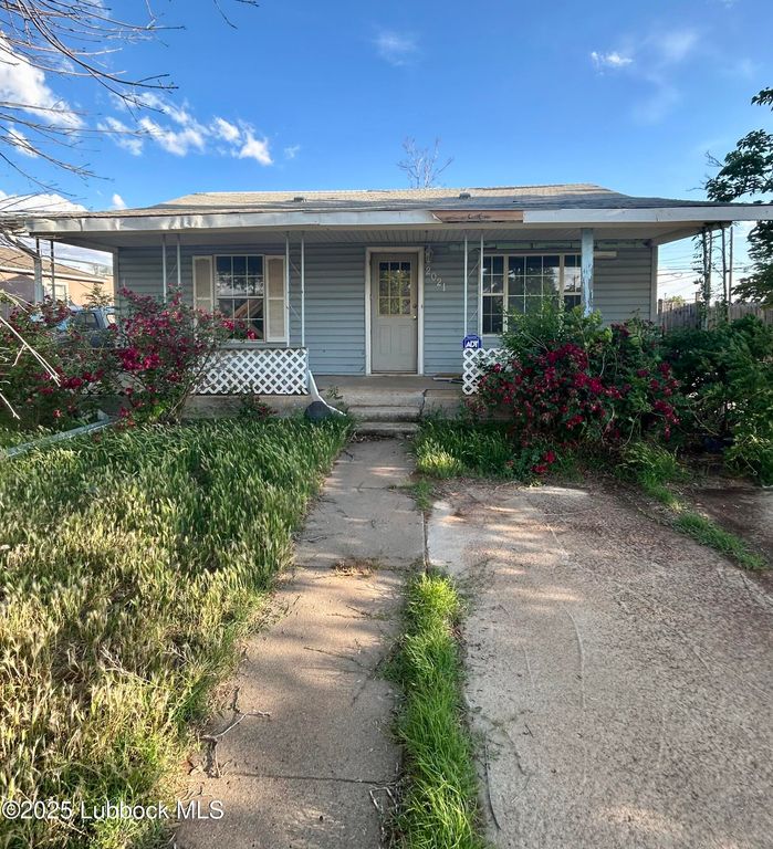 2021 37th Street, Lubbock, TX 79412
