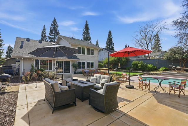 5375 Terrace Oak Cir, Fair Oaks, CA 95628