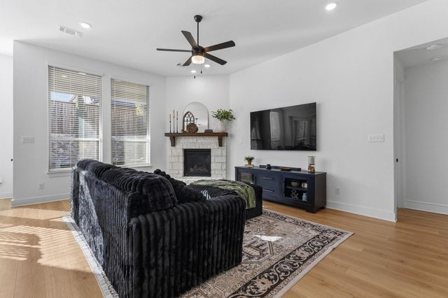 5056 Westhaven Circle, Denison, TX 75020