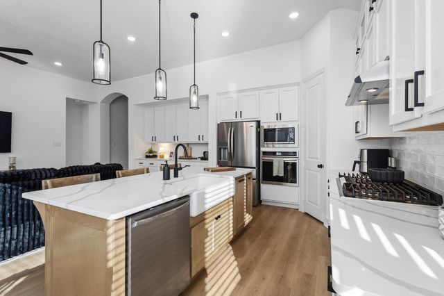 5056 Westhaven Circle, Denison, TX 75020