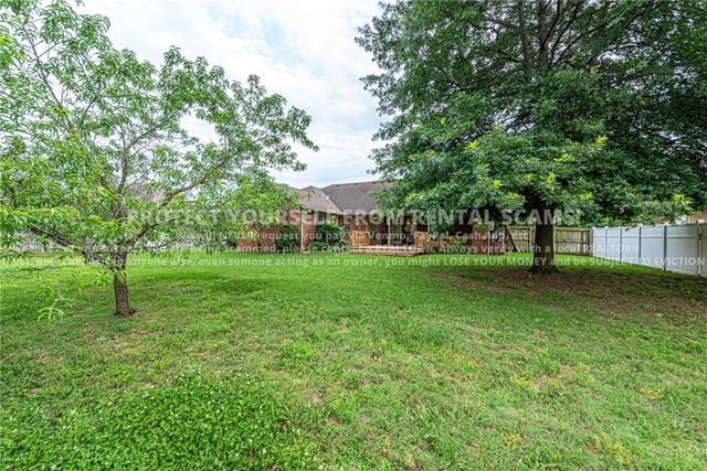 288 Countryside Drive, Farmington, AR 72730