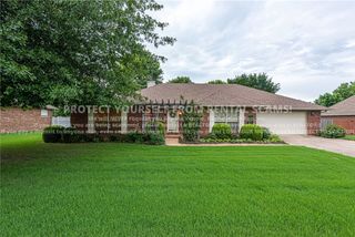 288 Countryside Drive, Farmington, AR 72730