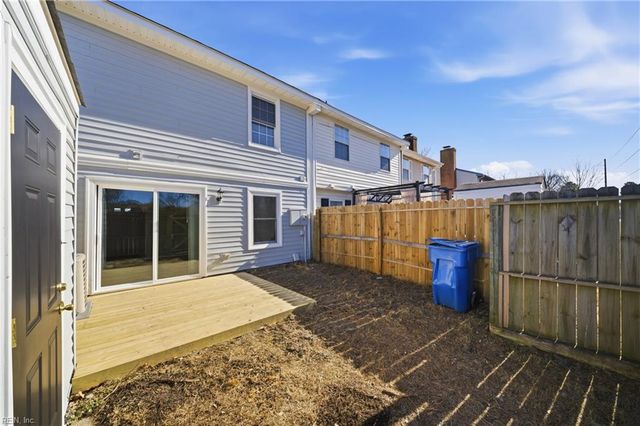 3694 Sylvan LN, Virginia Beach, VA 23453