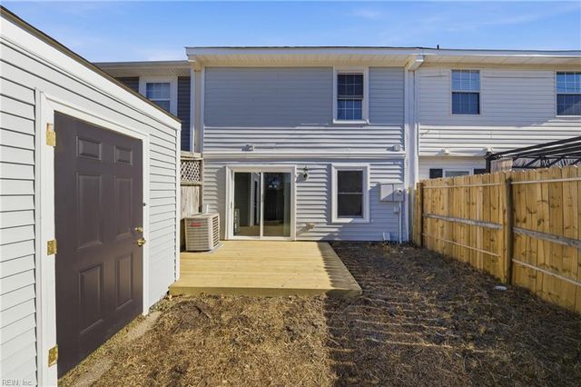 3694 Sylvan LN, Virginia Beach, VA 23453