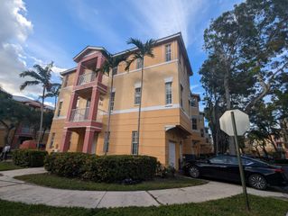3501 Shoma Drive 333, Royal Palm Beach, FL 33414