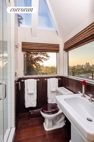 988 5TH Avenue PH, New York City, NY 10075