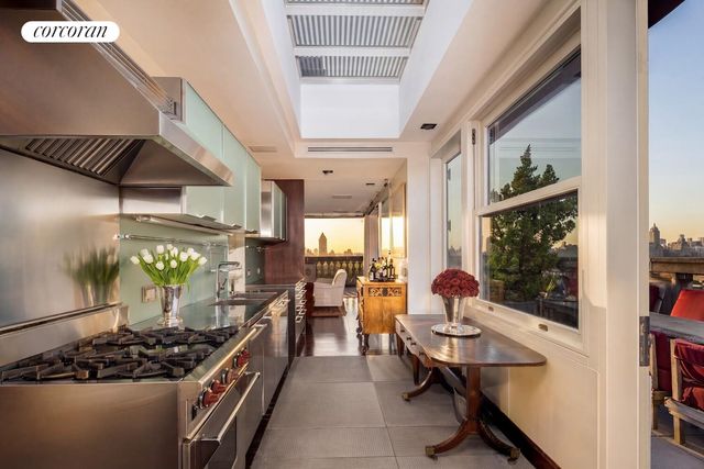 988 5TH Avenue PH, New York City, NY 10075