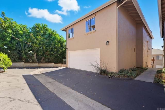 553 Hygeia Ave. Avenue, Encinitas, CA 92024