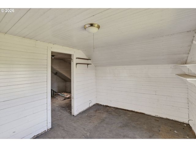 78242 WOODSON Rd, Clatskanie, OR 97016