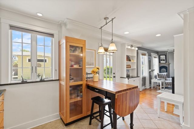 150 Prospect St 3, Gloucester, MA 01930