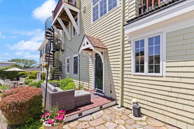 150 Prospect St 3, Gloucester, MA 01930