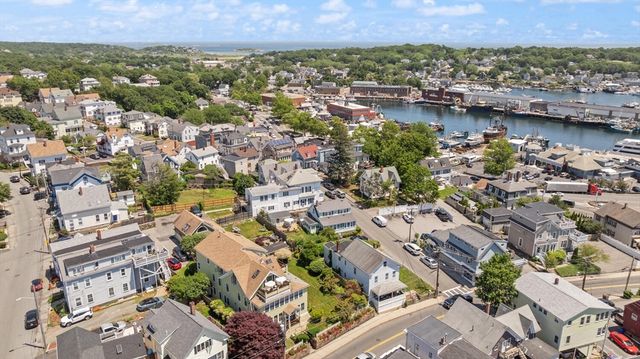 150 Prospect St 3, Gloucester, MA 01930