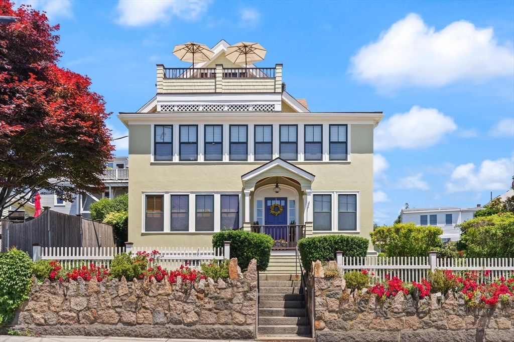 150 Prospect St 3, Gloucester, MA 01930