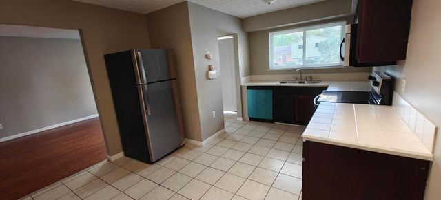 2514 Lipton Road, Columbus, OH 43232