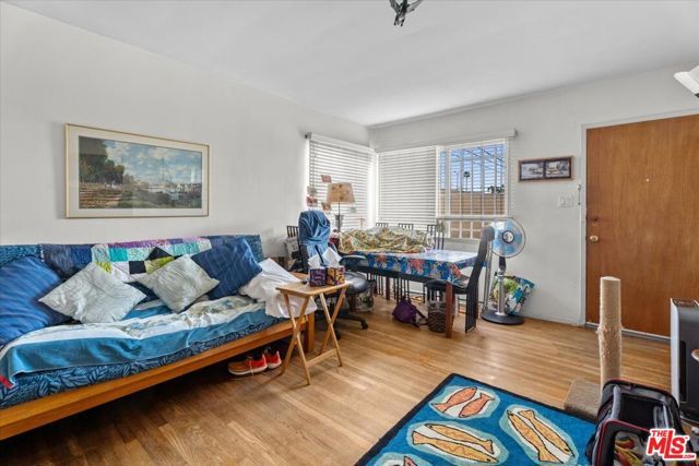 2210 24th Street, Santa Monica, CA 90405