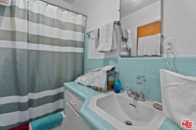 2210 24th Street, Santa Monica, CA 90405