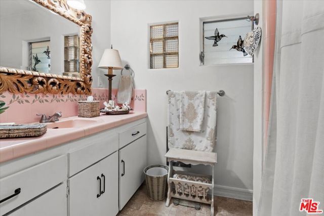 2210 24th Street, Santa Monica, CA 90405