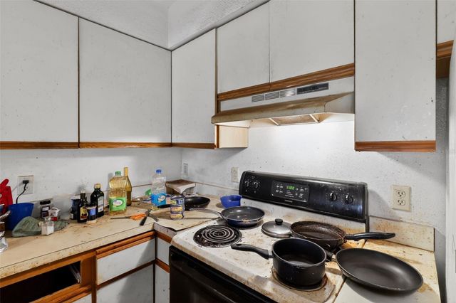 2333 FEATHER SOUND DRIVE B107, Clearwater, FL 33762