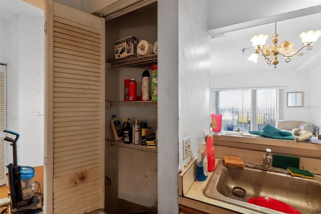 2333 FEATHER SOUND DRIVE B107, Clearwater, FL 33762