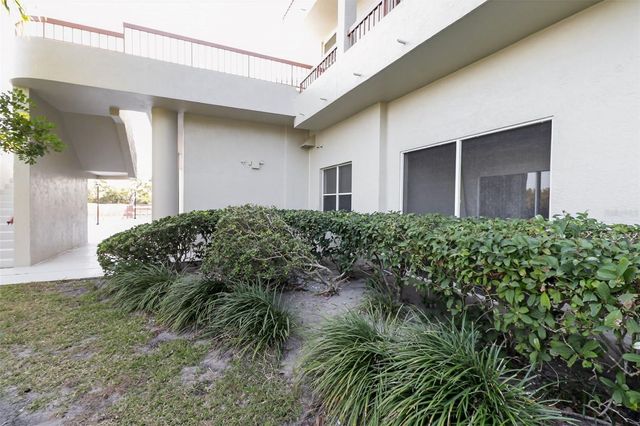 2333 FEATHER SOUND DRIVE B107, Clearwater, FL 33762