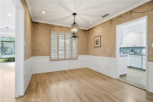 10832 Huston, North Hollywood, CA 91601