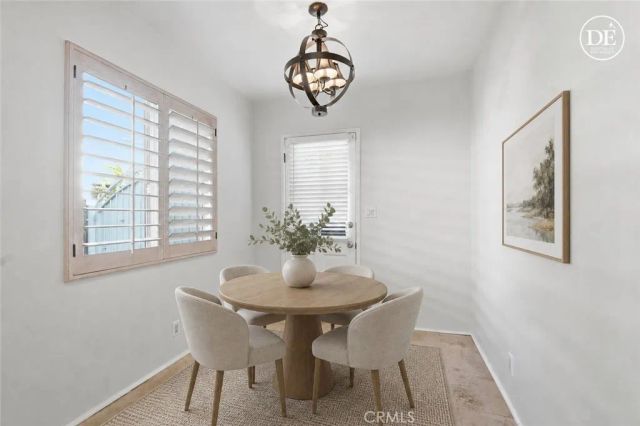 10832 Huston, North Hollywood, CA 91601
