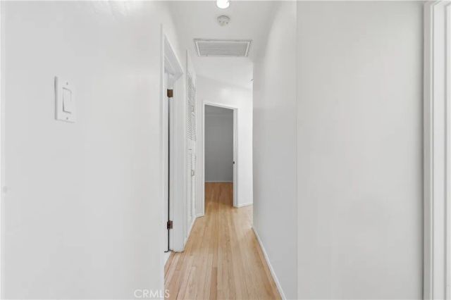 10832 Huston, North Hollywood, CA 91601