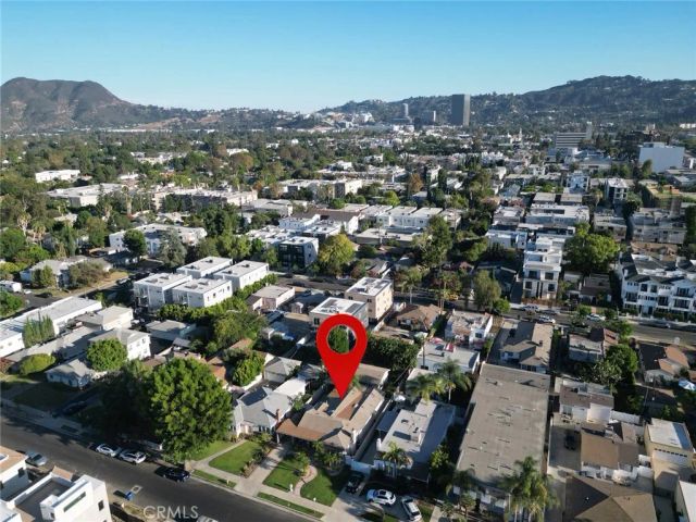 10832 Huston, North Hollywood, CA 91601
